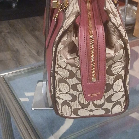 Coach Brooke Carryall Red and Tan Shoulder Bag - Picture 6 of 13